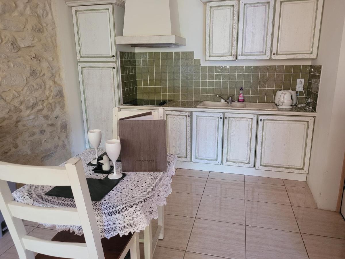 Apartamento Le Studio Azille Exterior foto